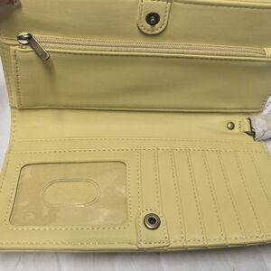 Universal Thread Sunny Yellow Women's Wallet